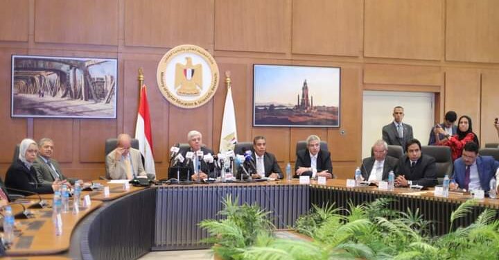 تنسيق المرحلة الثانية للجامعات 2023 .. الأماكن المتاحة للشعبة العلمية تنسيق المرحلة الثانية للجامعات 2023 .. الأماكن المتاحة للشعبة العلمية