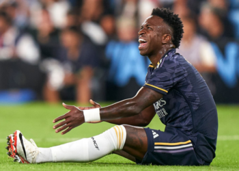 اصابة فينيسيوس جونيور