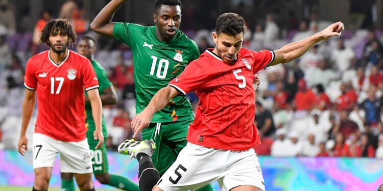 مصر والجزائر .. القنوات الناقلة للمباراة والتشكيل المتوقع مصر والجزائر