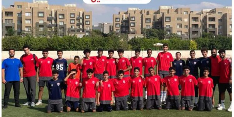 فريق كرة القدم نادي الزهور يكتسح شباب الساحل بثلاثية