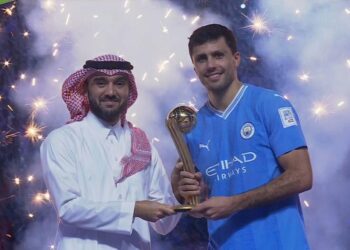 جوائز كاس العالم للانديه .. روردي الأفضل والأهلي يحصد البرونزية الرابعة