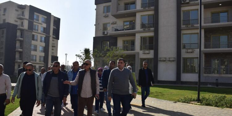 المهندس عبدالمطلب ممدوح يتفقد المشروعات الجارية بـ مدينة زايد المهندس عبدالمطلب ممدوح