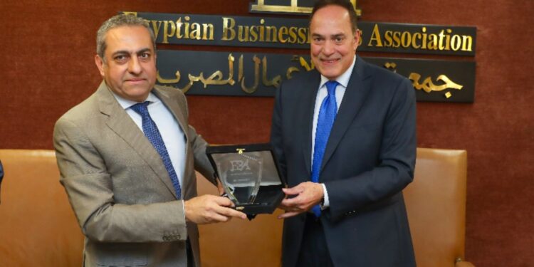 رئيس العاصمة الإدارية: نحرص على توفير كافة التسهيلات اللازمة لجذب الاستثمارات العاصمة الإدارية