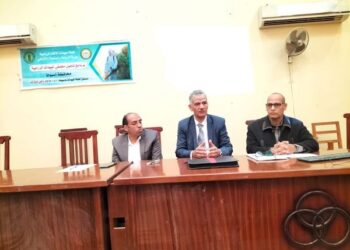 مطبقي المبيدات