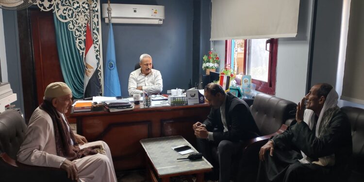 رئيس مدينة البداري يلتقي المواطنين السبت من كل أسبوع .. لهذا السبب رئيس مدينة البداري يلتقي المواطنين السبت من كل أسبوع .. لهذا السبب