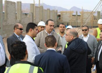 مستشفى دهب التخصصي الجديدة .. السبكي يتفقد أعمال الإنشاءات الجارية بالمستشفى