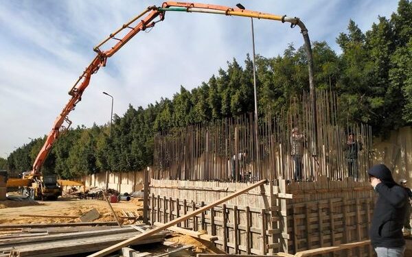 المهندس عبدالرؤوف الغيطي: تنفيذ 70 مشروع مرافق بالقاهرة الجديدة المهندس عبدالرؤوف الغيطي: تنفيذ 70 مشروع مرافق بالقاهرة الجديدة