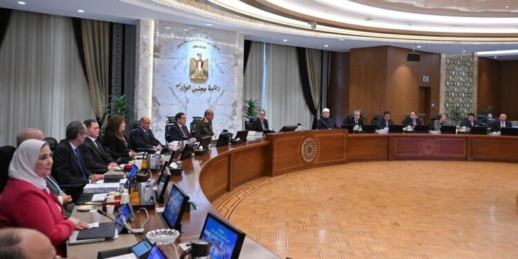 مصر تسجل رقم قياسي في عدد السياح الوافدين خلال 2023 السياح الوافدين