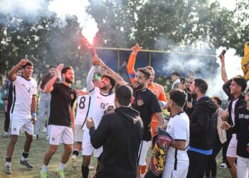 توت عنخ آمون يحتفل بالصعود إلى الممتاز ب