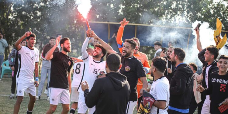 توت عنخ آمون يحتفل بالصعود إلى الممتاز ب