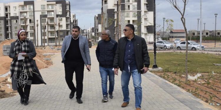 شقق جنة .. مسئولو الإسكان يتابعون سير العمل بمدينة الشيخ زايد محمد حسن عبدالكريم