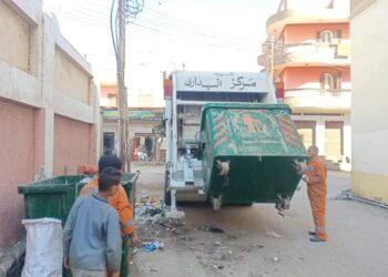 محافظ أسيوط: حملات نظافة وتسوية وتمهيد طرق بـ 4 مراكز