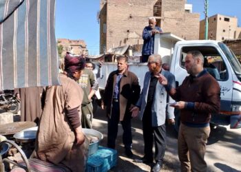 عبدالكريم: حملة مكبرة لإزالة الإشغالات على الطرق بمدينة البداري