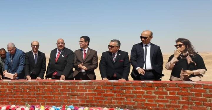 د. أحمد المنشاوي يشهد إطلاق مشروع أرض الجامعات بالوادي الجديد د. أحمد المنشاوي يشهد إطلاق مشروع أرض الجامعات بالوادي الجديد