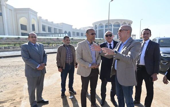 الجزار يتفقد محاور الطرق بمدينة القاهرة الجديدة القاهرة الجديدة