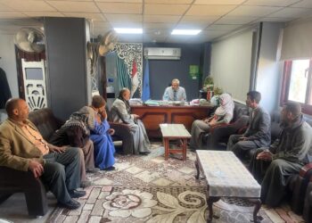 رئيس مدينة البدارى يواصل عقد اللقاءات الجماهيرية ويتابع عمليات التحصيل