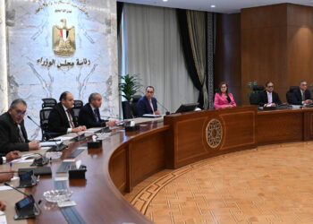 أسعار السلع .. رئيس الوزراء يتابع مخرجات اللجنة العليا لضبط الأسواق