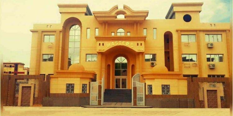 مدرسة ماسترز للغات