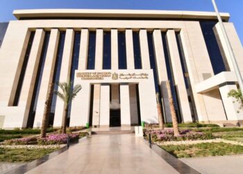 اراضى أكتوبر وسفنكس