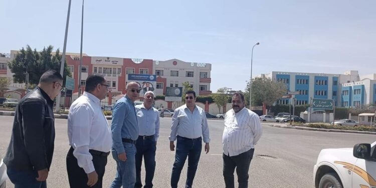 المهندس أحمد رشاد يوجه بمواصلة متابعة تحسين الخدمات بمدينة العبور المهندس أحمد رشاد