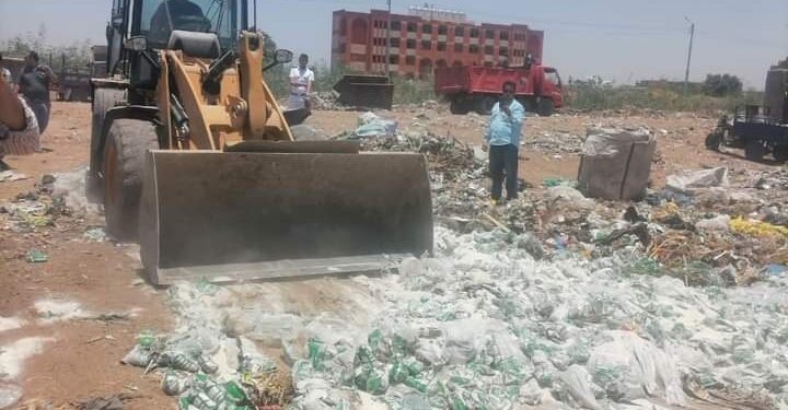 السكر المغشوش .. هكذا يتم التخلص منه في الصعيد