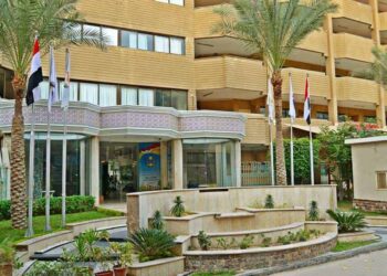 مدارس الواحة الدولية