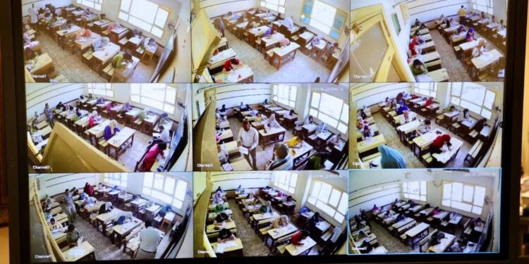امتحانات الثانوية العامة .. التعليم توضح تفاصيل يوم امتحان اللغة العربية امتحانات الثانوية العامة