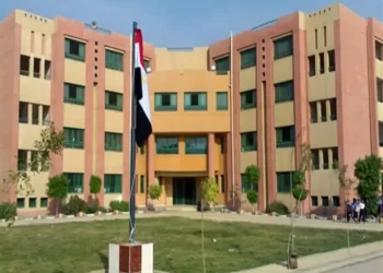 مدرسة الفاروق عمر الرسمية المتميزة لغات