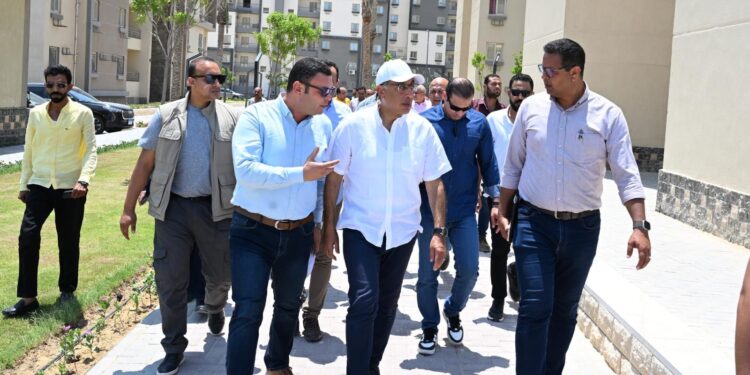 شقق سكن مصر .. رئيس الوزراء يتفقد وحدات المشروع بالعلمين شقق سكن مصر .. رئيس الوزراء يتفقد وحدات المشروع بالعلمين