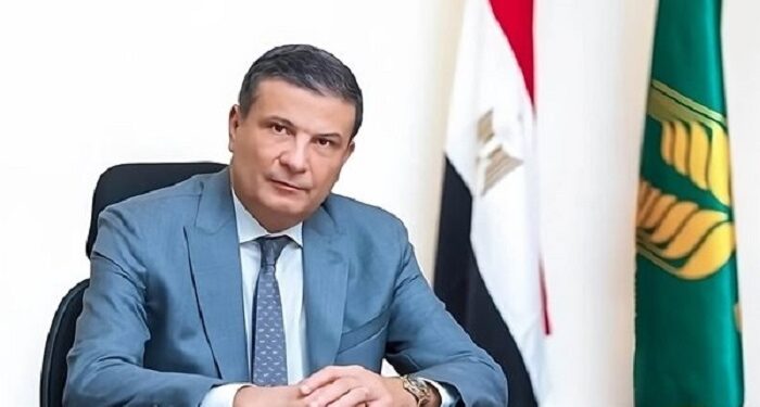 علاء فاروق وزيرًا للزراعة قادما من البنك الزراعي علاء فاروق