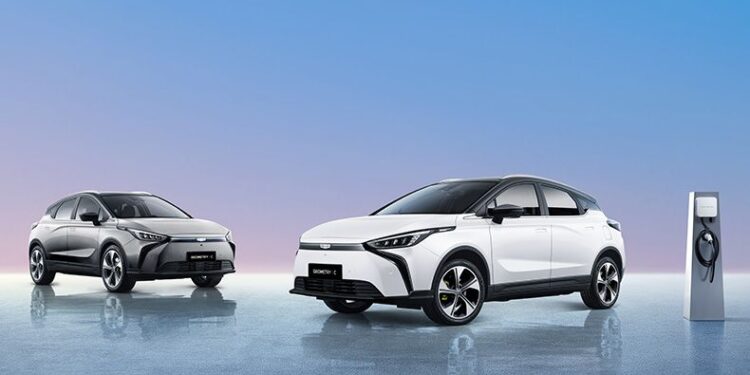 سعر جيلي جيومتري سي 2024 بعد التحديثات الجديدة جيلي جيومتري سي 2024