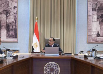 نقص الدواء .. مدبولي يتابع موقف توفير الأدوية والمستلزمات الطبية