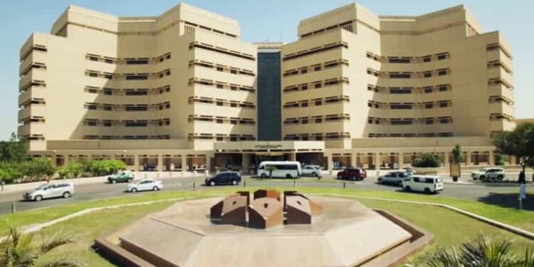 جامعة الملك عبدالعزيز .. هكذا احتفت باليوم العالمي للفضاء جامعة الملك عبدالعزيز