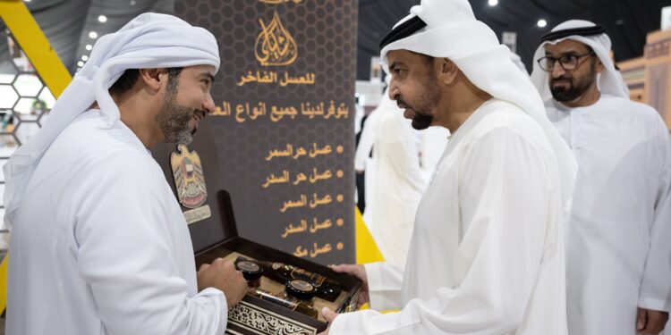 مهرجان ليوا للتمور يحظى بزيارة سامية من الشيخ حمدان بن زايد آل نهيان مهرجان ليوا للتمور