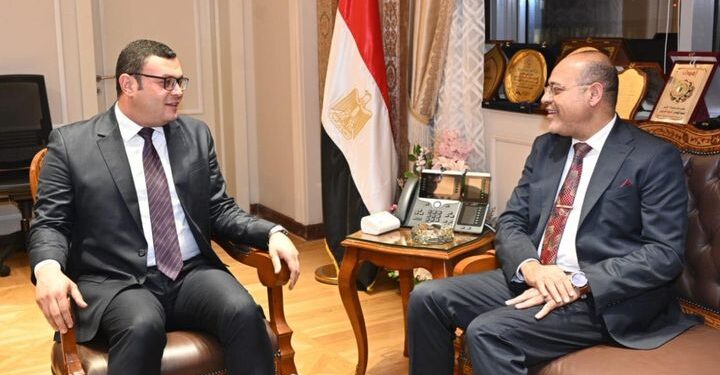 عمالة شركات المياه على رأس مناقشات وزيرا العمل والإسكان عمالة شركات المياه