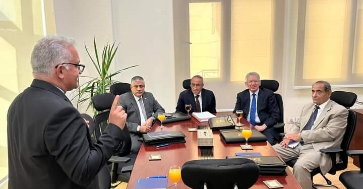 "أبوحديد" يتفقد كلية تكنولوجيا الغذاء بجامعة أكتوبر للعلوم “أبوحديد” يتفقد كلية تكنولوجيا الغذاء بجامعة أكتوبر للعلوم