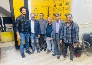 انجلش كابسولز تقدم خدماتها التعليمية للعاملين في مؤسسة دار الهلال الصحفية