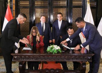 قوائم انتظار العمليات