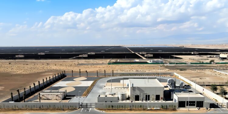 الهيدروجين الأخضر يخفض 40 طنا من الانبعاثات الكربونية في قطاع النقل بدبي الهيدروجين الأخضر