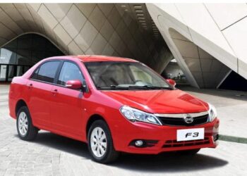 سعر بي واي دي F3