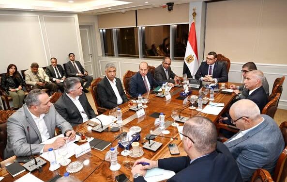 شركة أبناء حسن علام .. وزير الإسكان يتابع أعمالها في سانت كاترين شركة أبناء حسن علام