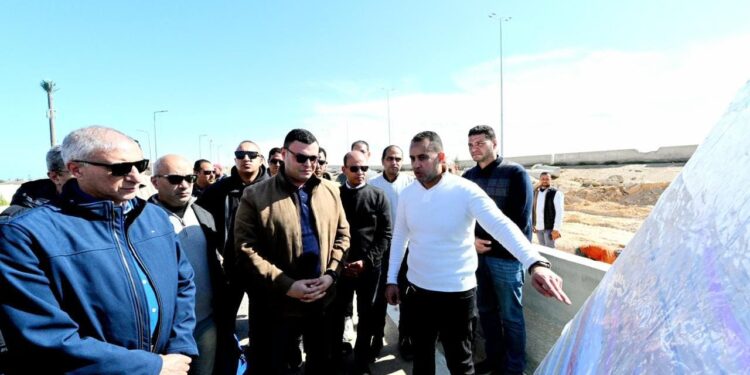 مارينا بالساحل الشمالي.. الشربيني يتفقد مشروعات الطرق والوحدات بالمدينة مارينا بالساحل الشمالي