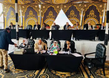 أسواق تجارية