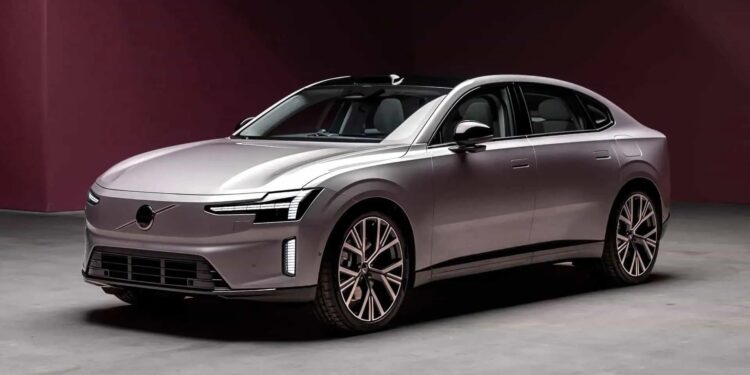 مواصفات فولفو ES90 موديل 2026.. سيارة كهربائية بتقنيات متطورة فولفو ES90