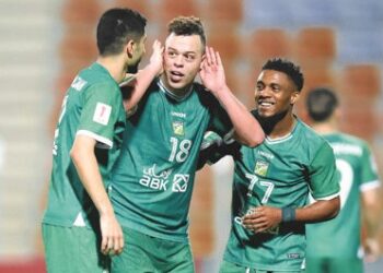 فريق العربي