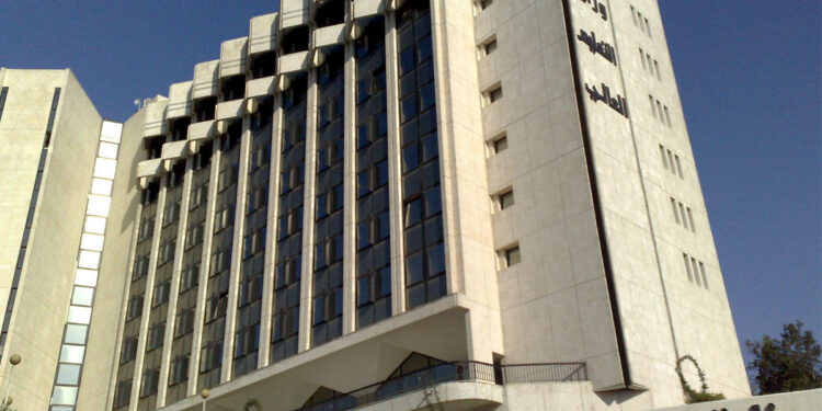 الجامعات اللبنانية المعترف بها في الكويت