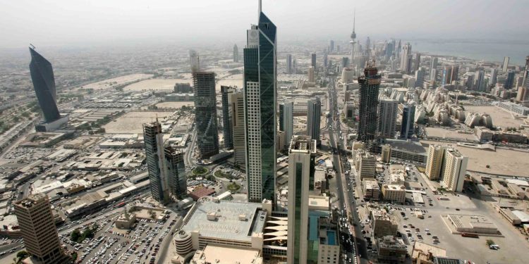 طريقة رفع بلاغ التغيب عن العمل في الكويت 2025 طريقة رفع بلاغ التغيب عن العمل في الكويت 2025