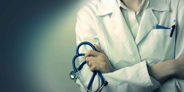 جدول رواتب الأطباء المصريين في الكويت تنسيق طب بشري 2025 نظام حديث