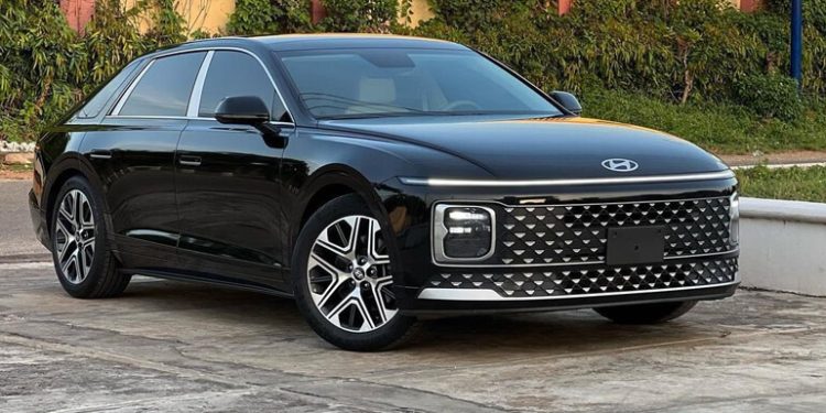 مواصفات هيونداي ازيرا 2025 .. سيدان جديدة في الأسواق مواصفات هيونداي ازيرا 2025