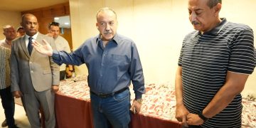 محافظ أسيوط